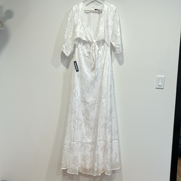 HUTCH ModCloth white Jacquard satin cut out front knot maxi dress 12 new w tag - Picture 9 of 12
